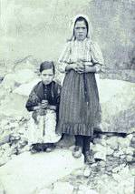 jacinta-lucia-fatima-children.jpg